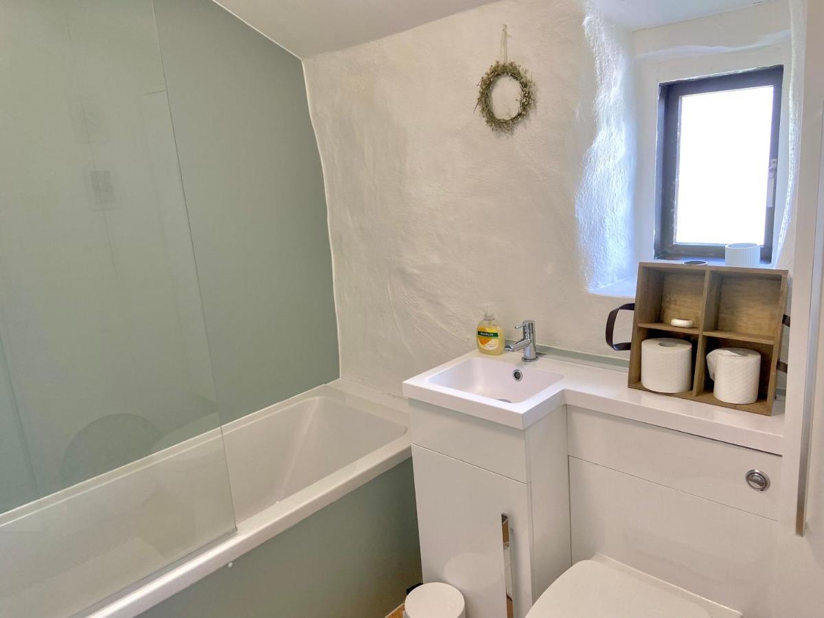 Idyllic Cornish Cottage, Superking Bed, Private Garden Dogs Welcome Truro Exterior foto