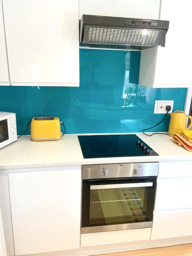 Idyllic Cornish Cottage, Superking Bed, Private Garden Dogs Welcome Truro Exterior foto